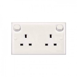 CLIPSAL 2 GANG SWITCH SOCKET 13A~ E25R