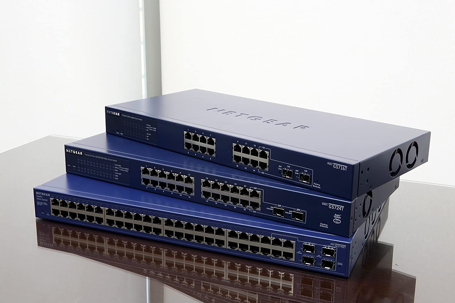 Netgear GS716T-300AJS ProSafe? 16-Port Gigabit Smart Switch